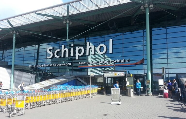Schiphol’s slot dilemma – and no end in sight