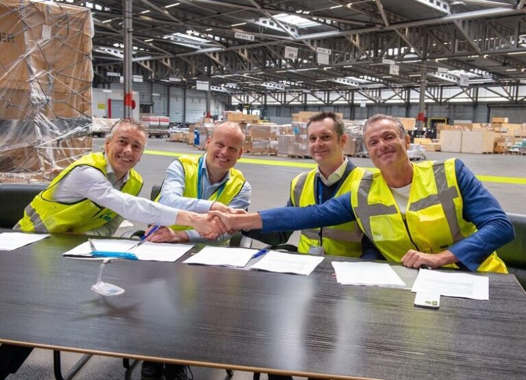 Menzies and KLM agree on another 5 years