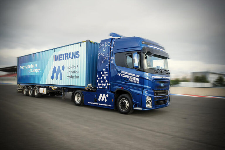 Railway operator Metrans tests H2 powered truck