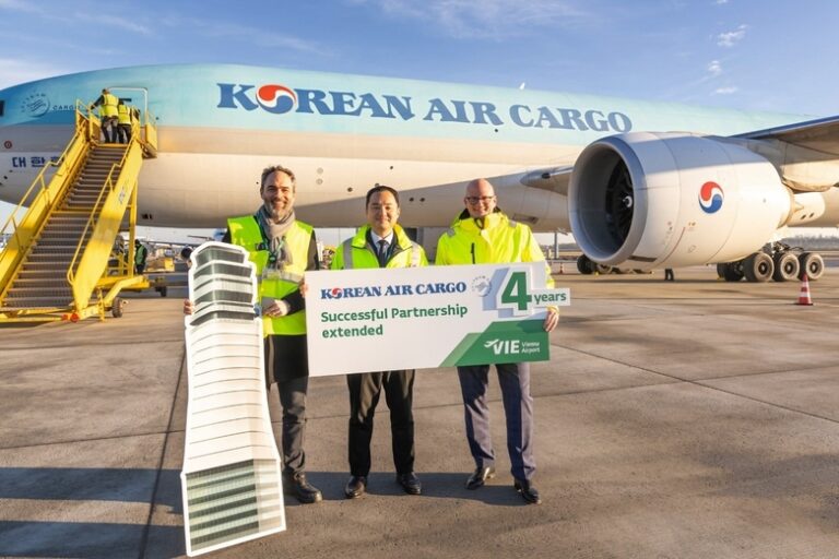 Korean Air Cargo signs for four more years at VIE