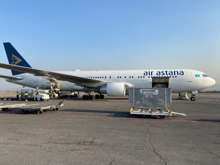 Jettainer and Air Astana renew their partnership
