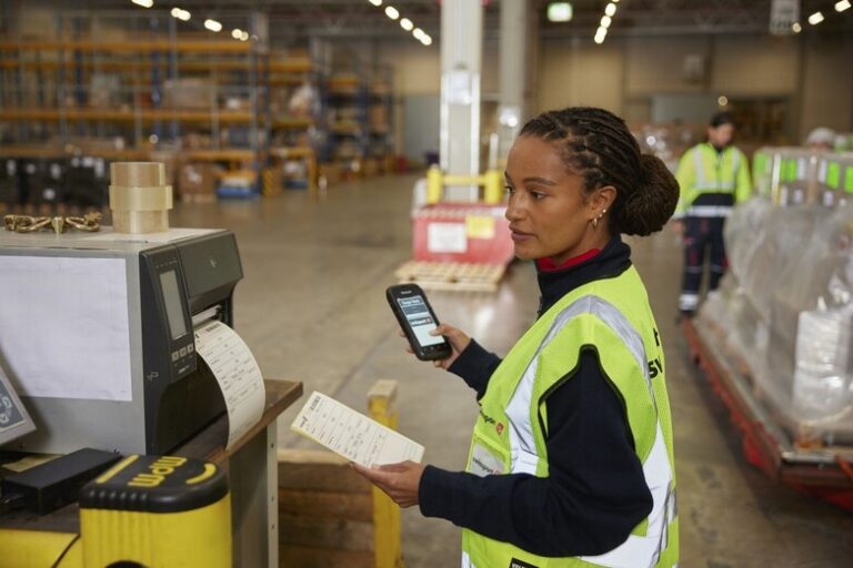 Swissport adds 5,500 m² of e-commerce imports space at LGG