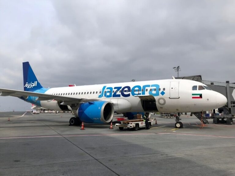 SATS and Jazeera Airways deliver cargo supplies to Kuwait