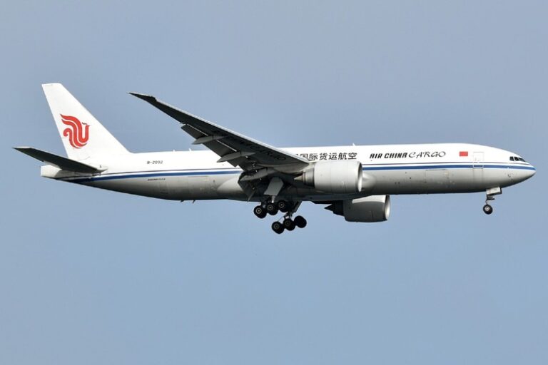 Globe Air Cargo France and Air China Cargo mark 30 years of cooperation