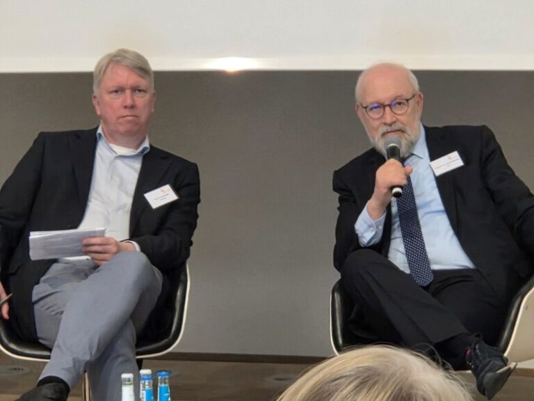 War and Peace, Hapag-Lloyd – Part 2