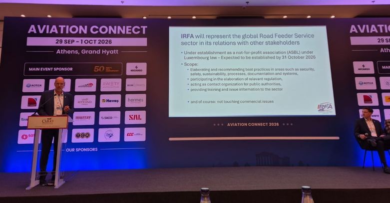 Henrik Ambak presenting the International Road Feeder Association at Aviation Connect